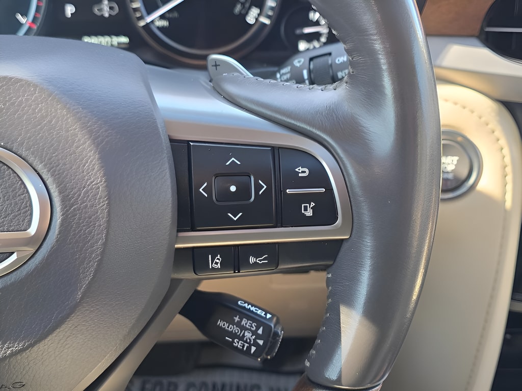 2019 Lexus LX 570 - Photo 24