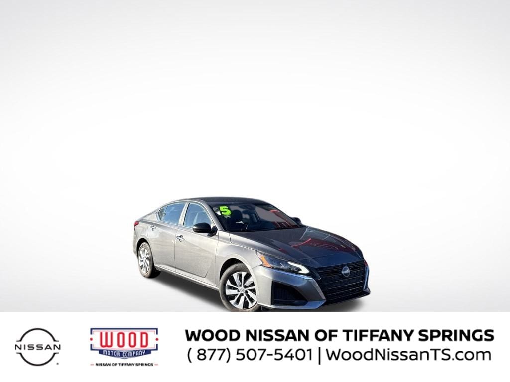 2025 Nissan Altima S's photo