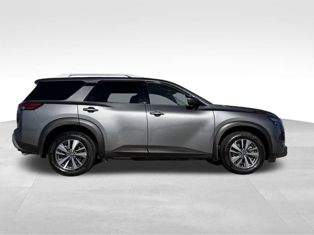 Certified 2025 Nissan Pathfinder SL with VIN 5N1DR3CC4SC243709 for sale in Kansas City