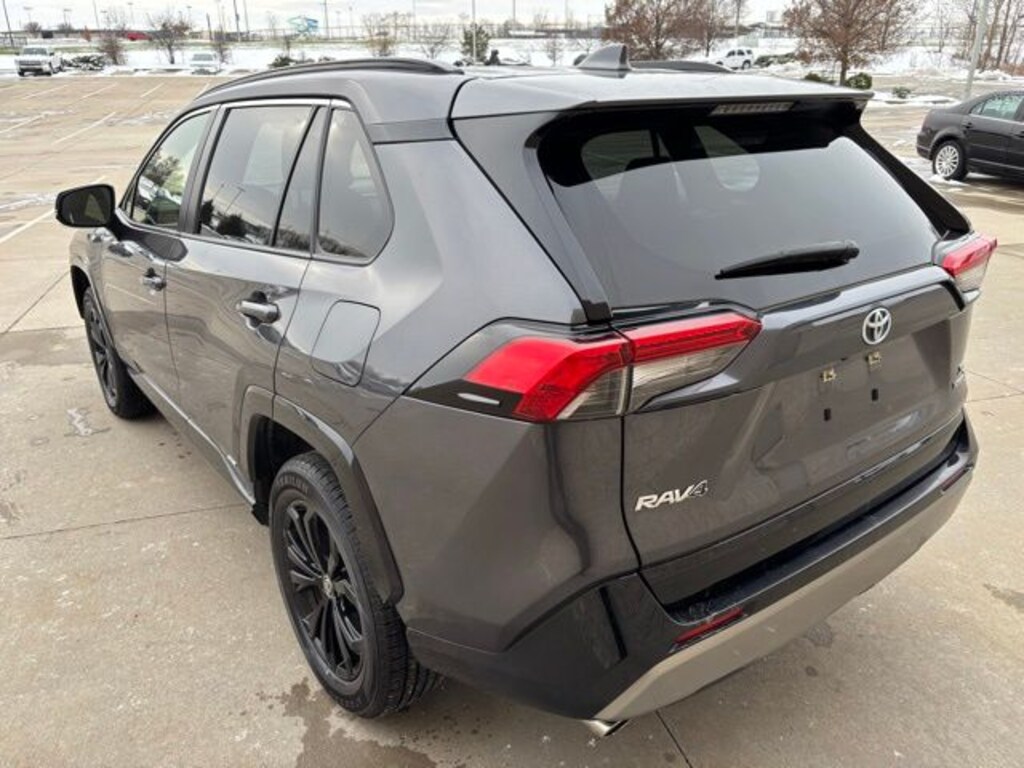 Used 2023 Toyota RAV4 Hybrid SE SUV