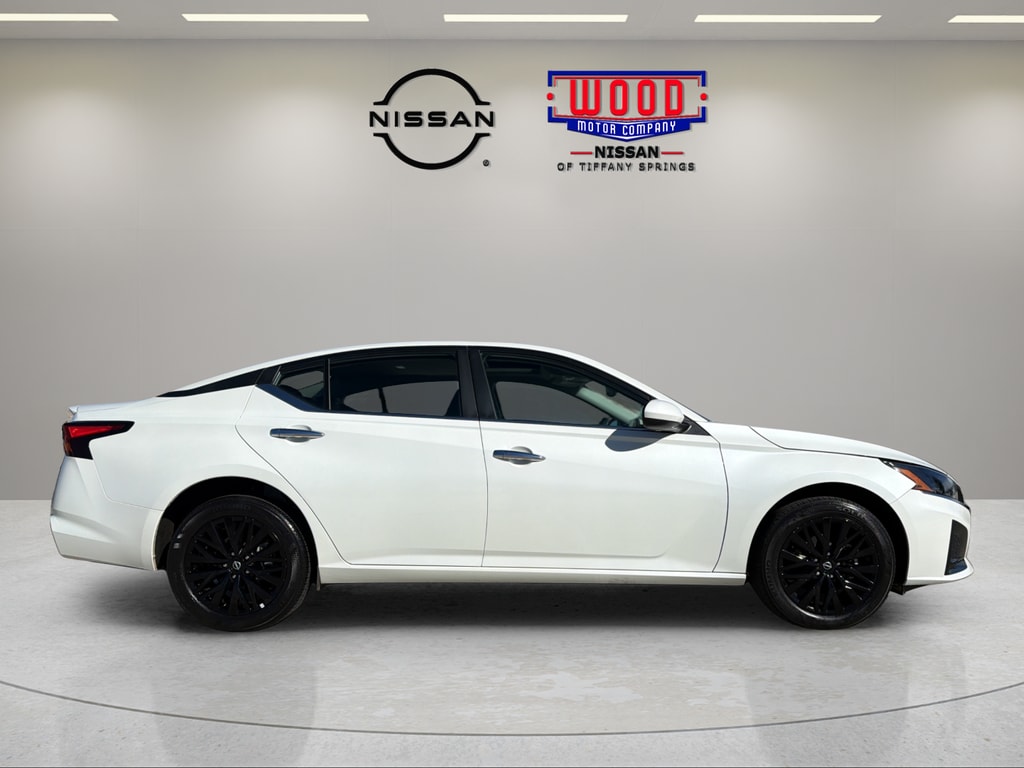 Certified 2025 Nissan Altima SV with VIN 1N4BL4DW0SN362332 for sale in Kansas City