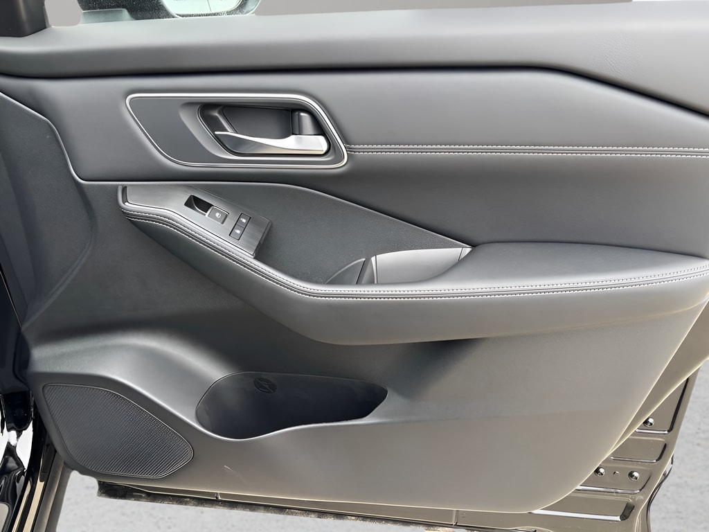 2026 Nissan Rogue Platinum - Photo 24