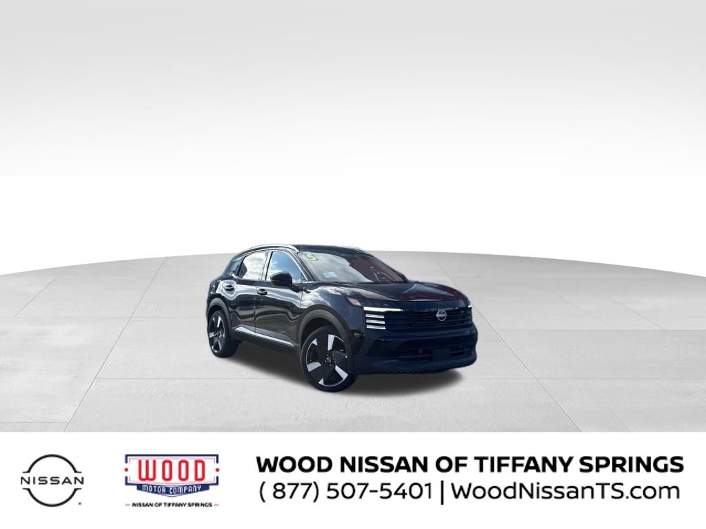 2025 Nissan Kicks SR AWD's photo