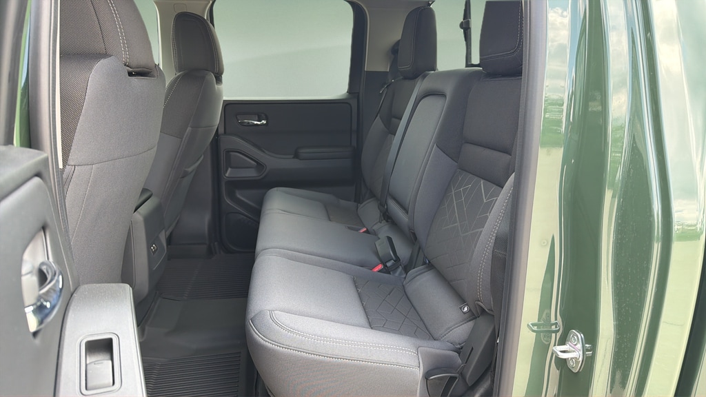 2026 Nissan Frontier SV - Photo 14