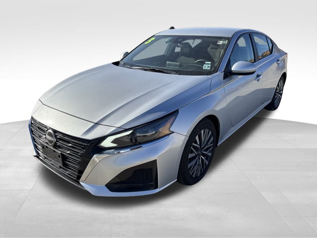 Certified 2023 Nissan Altima SV with VIN 1N4BL4DV7PN386285 for sale in Kansas City