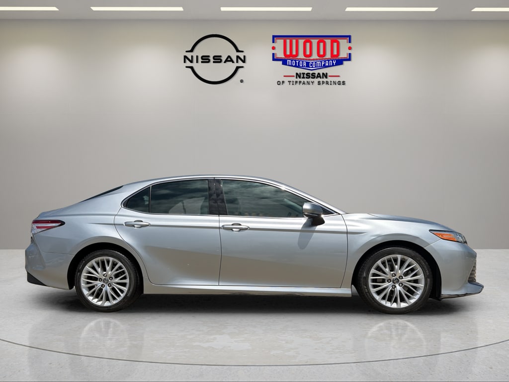 Used 2018 Toyota Camry XLE with VIN 4T1B11HK9JU520205 for sale in Kansas City