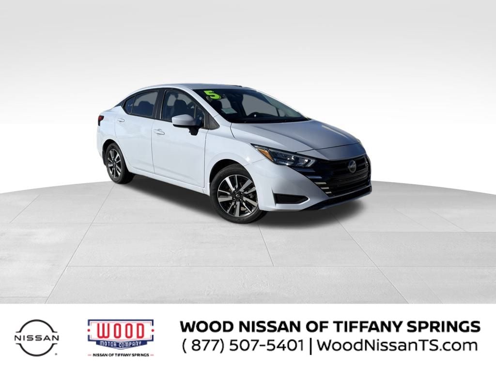 2025 Nissan Versa SV's photo