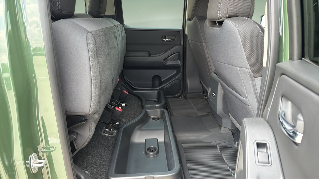 2026 Nissan Frontier SV - Photo 15