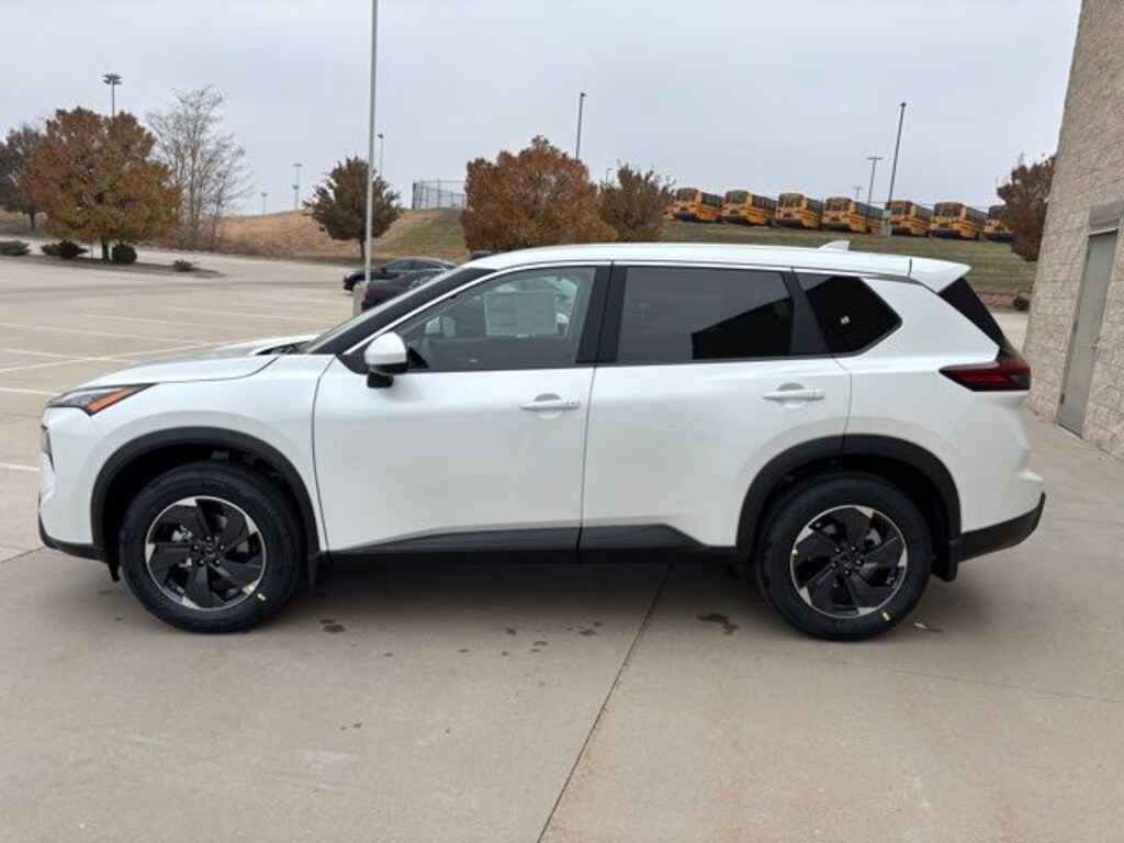 New 2026 Nissan Rogue SV SUV