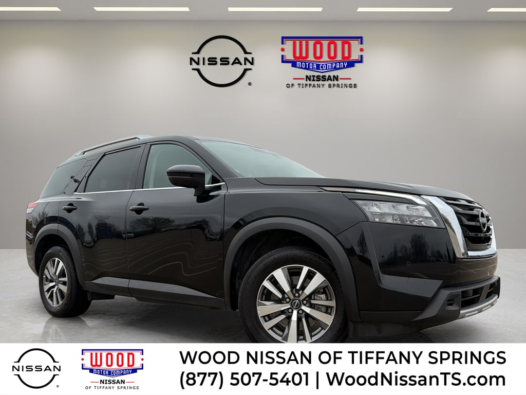 2025 Nissan Pathfinder SL 4WD's photo