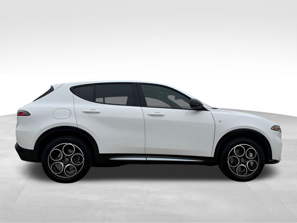 Used 2024 Alfa Romeo Tonale TI with VIN ZASPATCW4R3043205 for sale in Kansas City