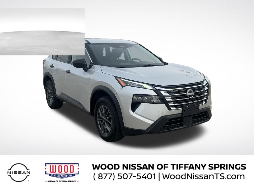 2024 Nissan Rogue S's photo