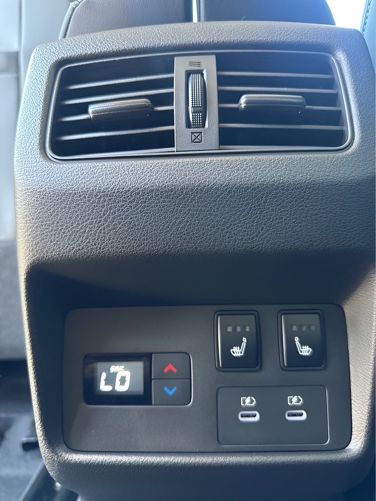 2026 Nissan Rogue Platinum - Photo 13