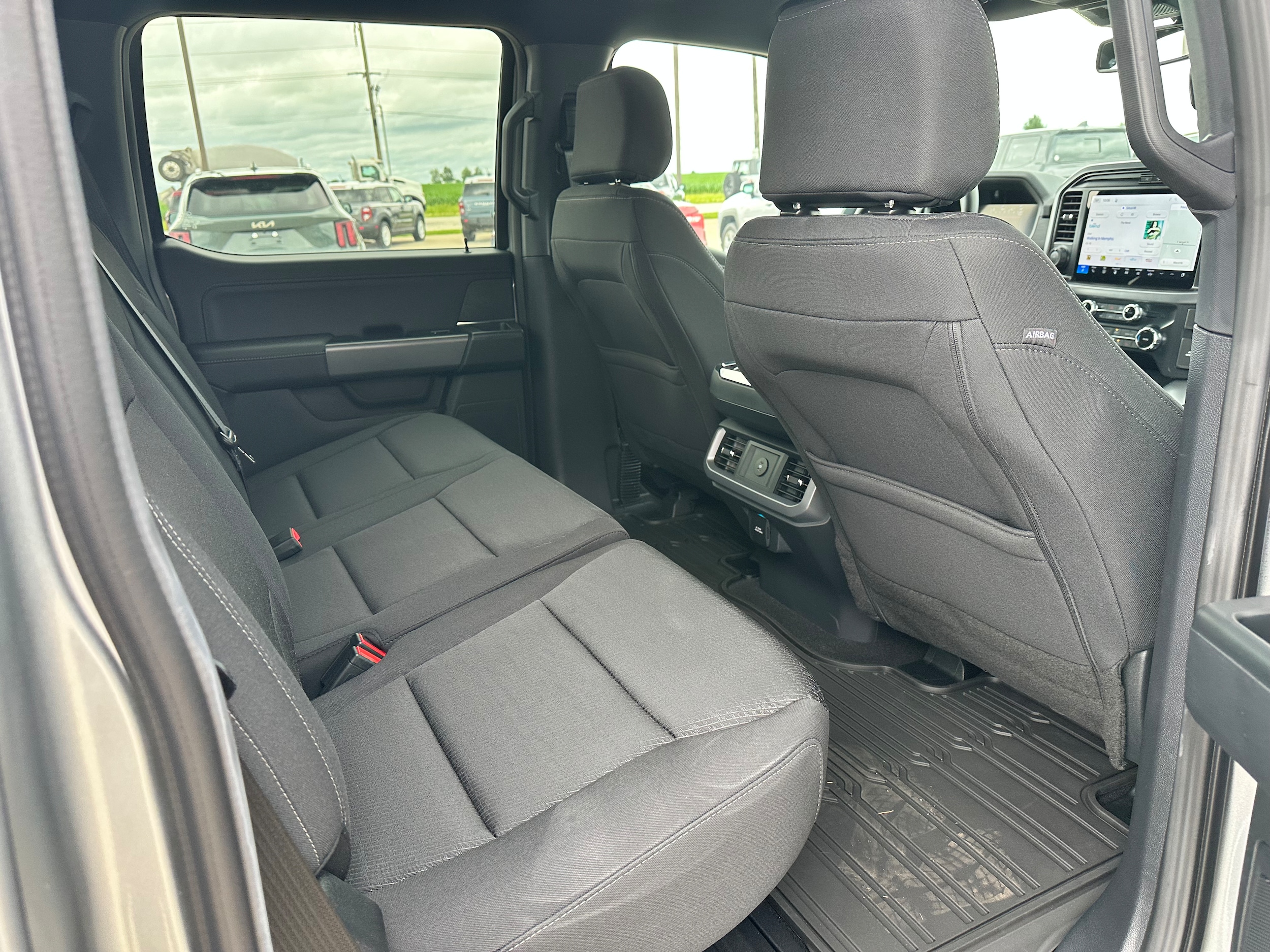 2026 Ford F-150 XLT - Photo 12