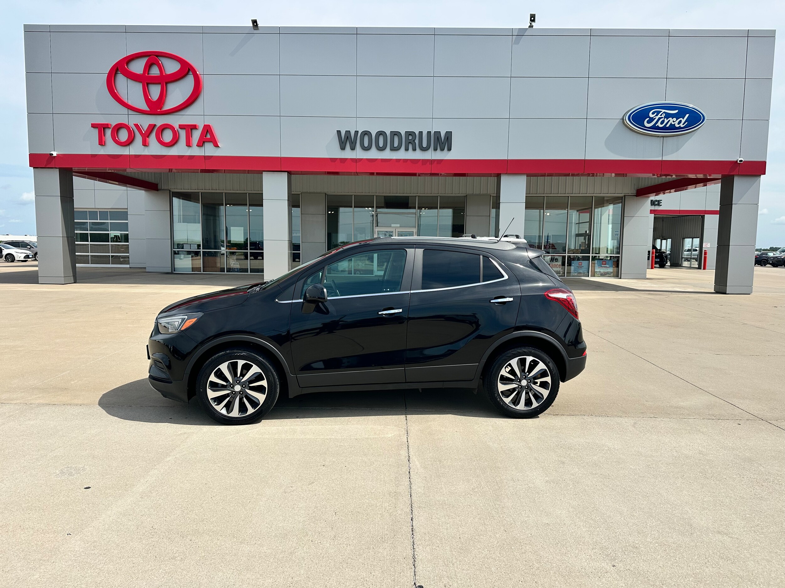 Black 2021 Buick Encore SUV / Crossover Front-Wheel Drive Automatic