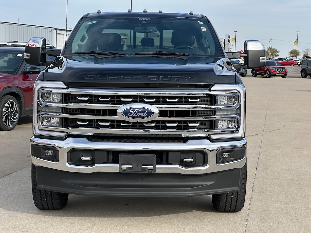 Used 2024 Ford F-250 LARIAT CREW
