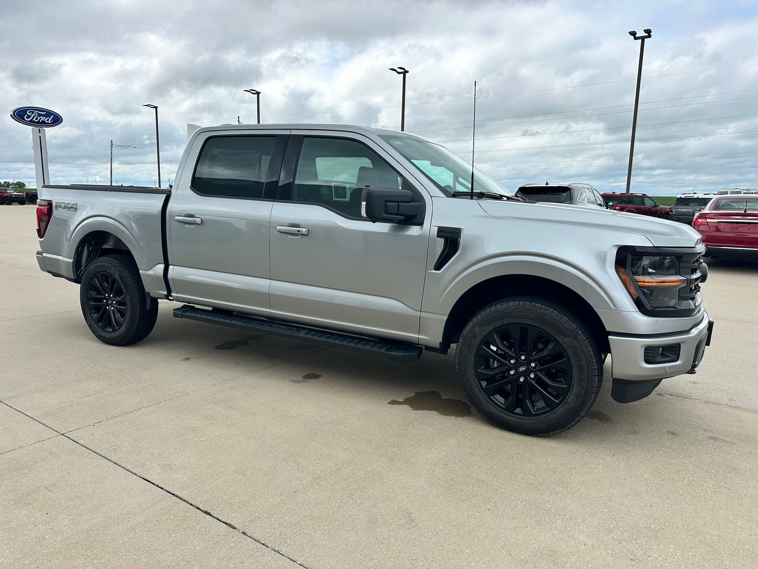 2026 Ford F-150 XLT - Photo 8