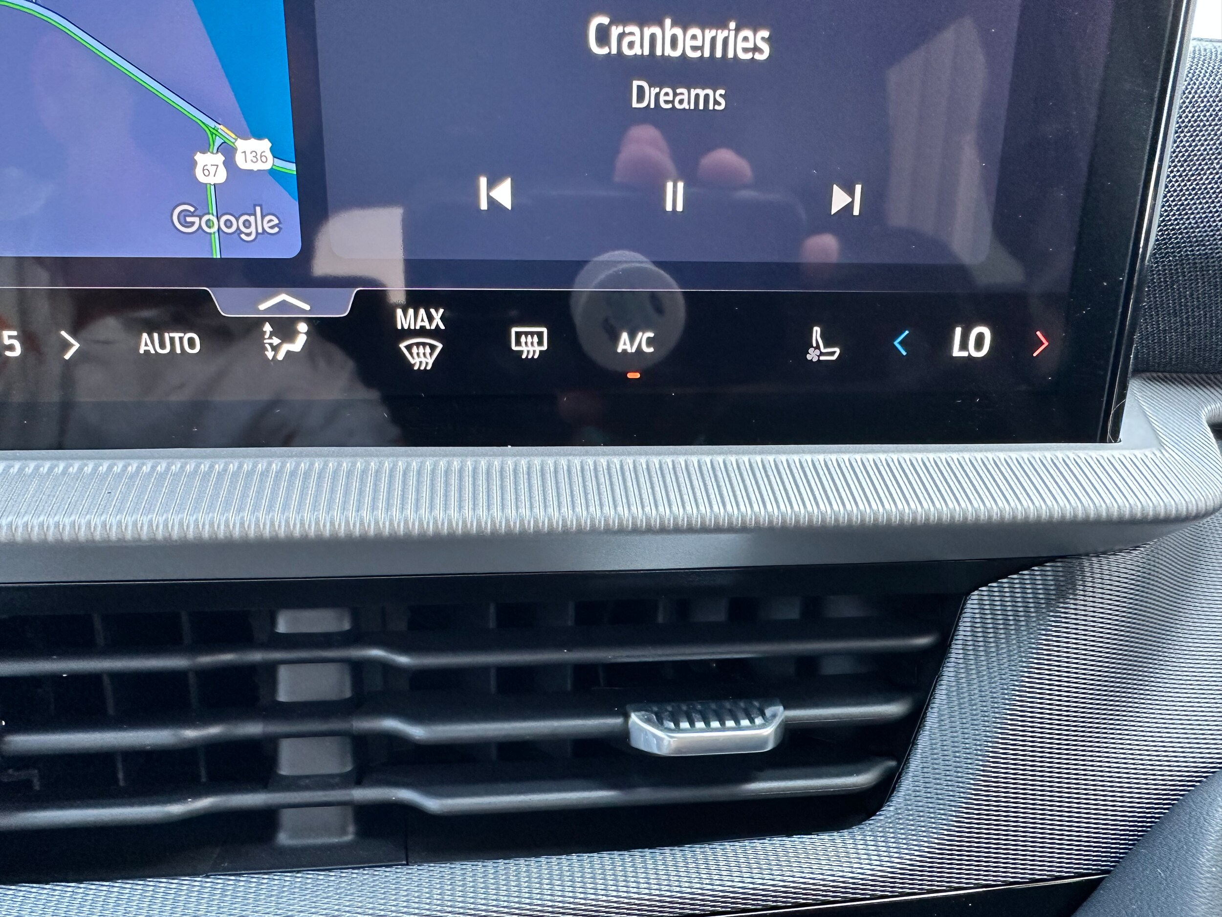 2026 Ford Explorer ST - Photo 26