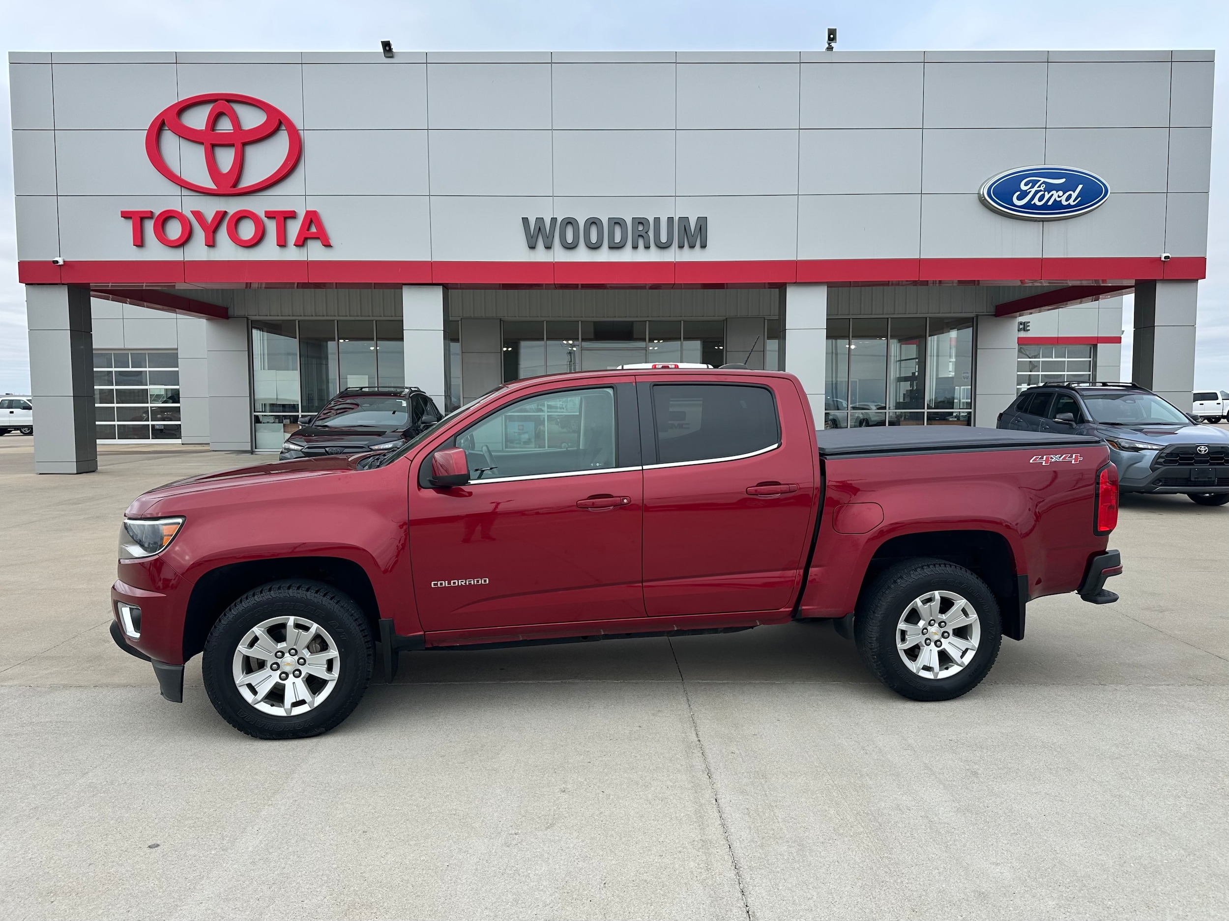 2017 Chevrolet Colorado LT Crew Cab 4WD