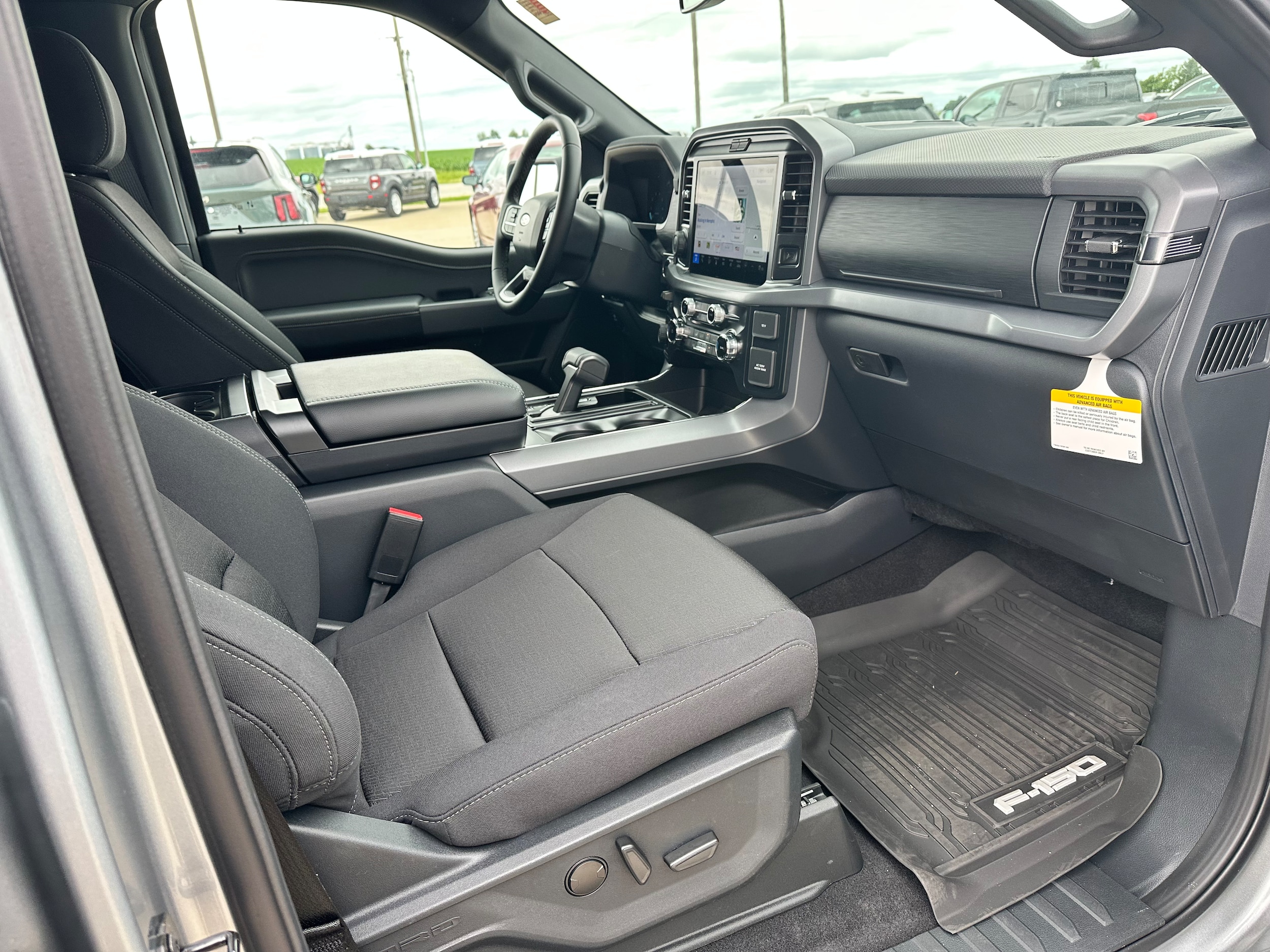 2026 Ford F-150 XLT - Photo 13