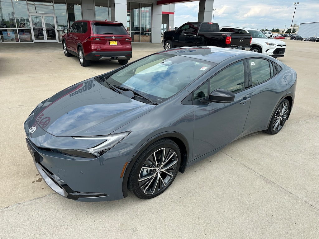 Used 2026 Toyota Prius XLE AWD