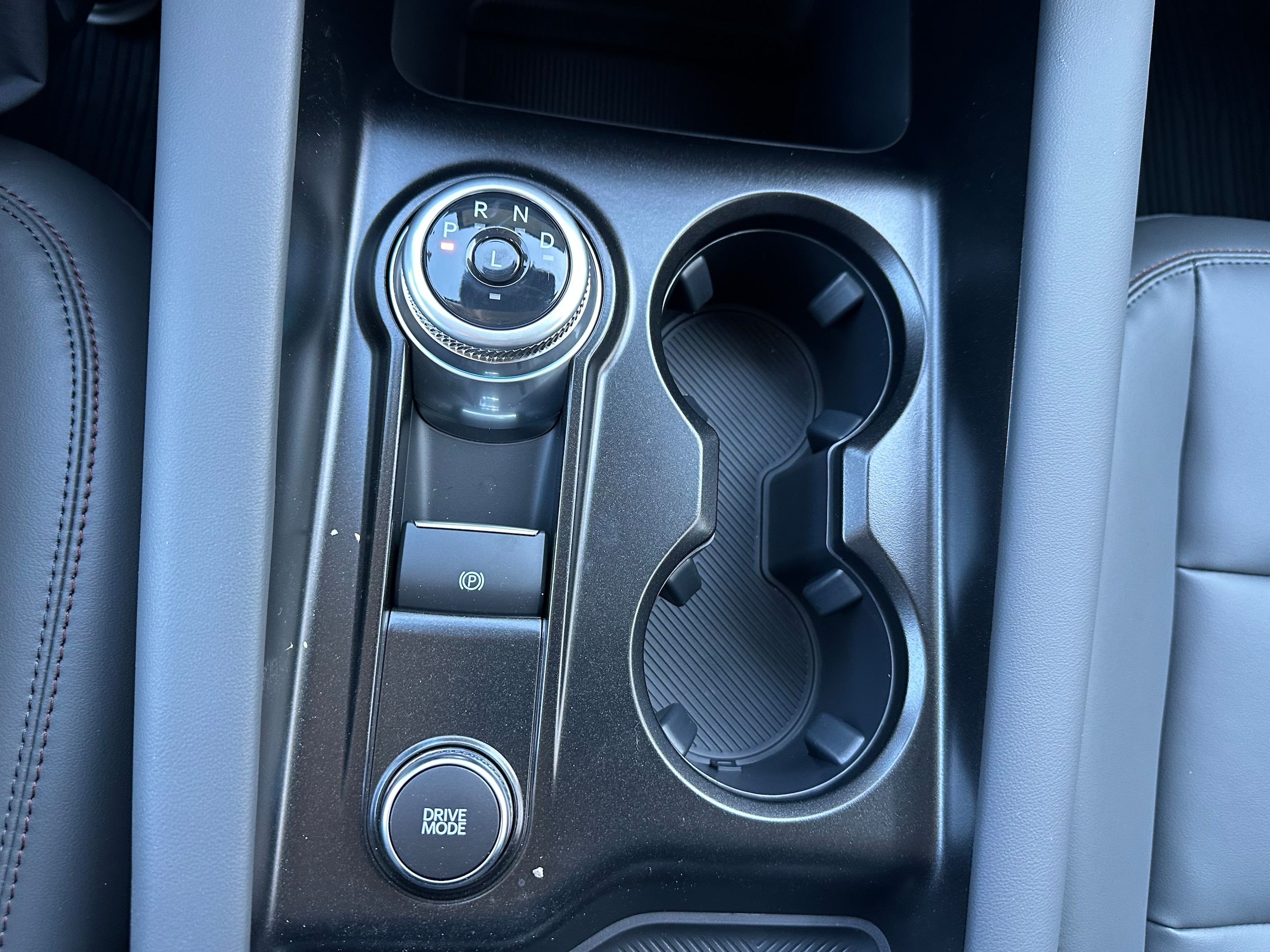 2026 Ford Explorer Active - Photo 27