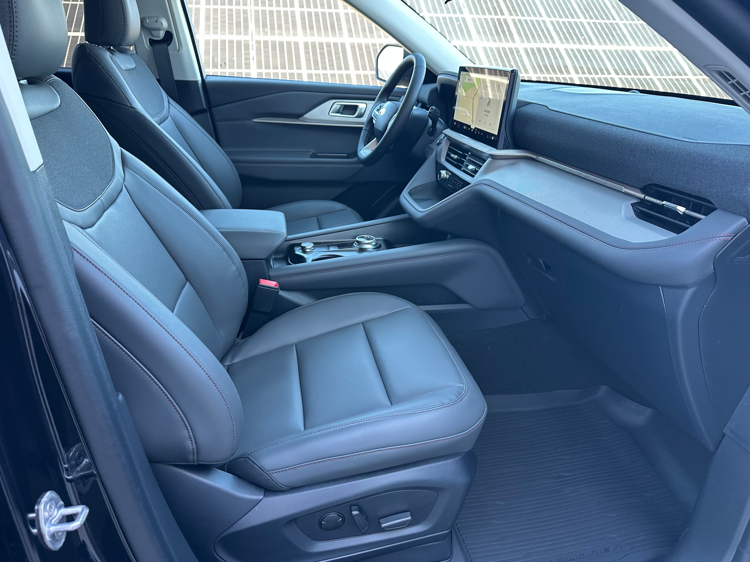 2026 Ford Explorer Active - Photo 14
