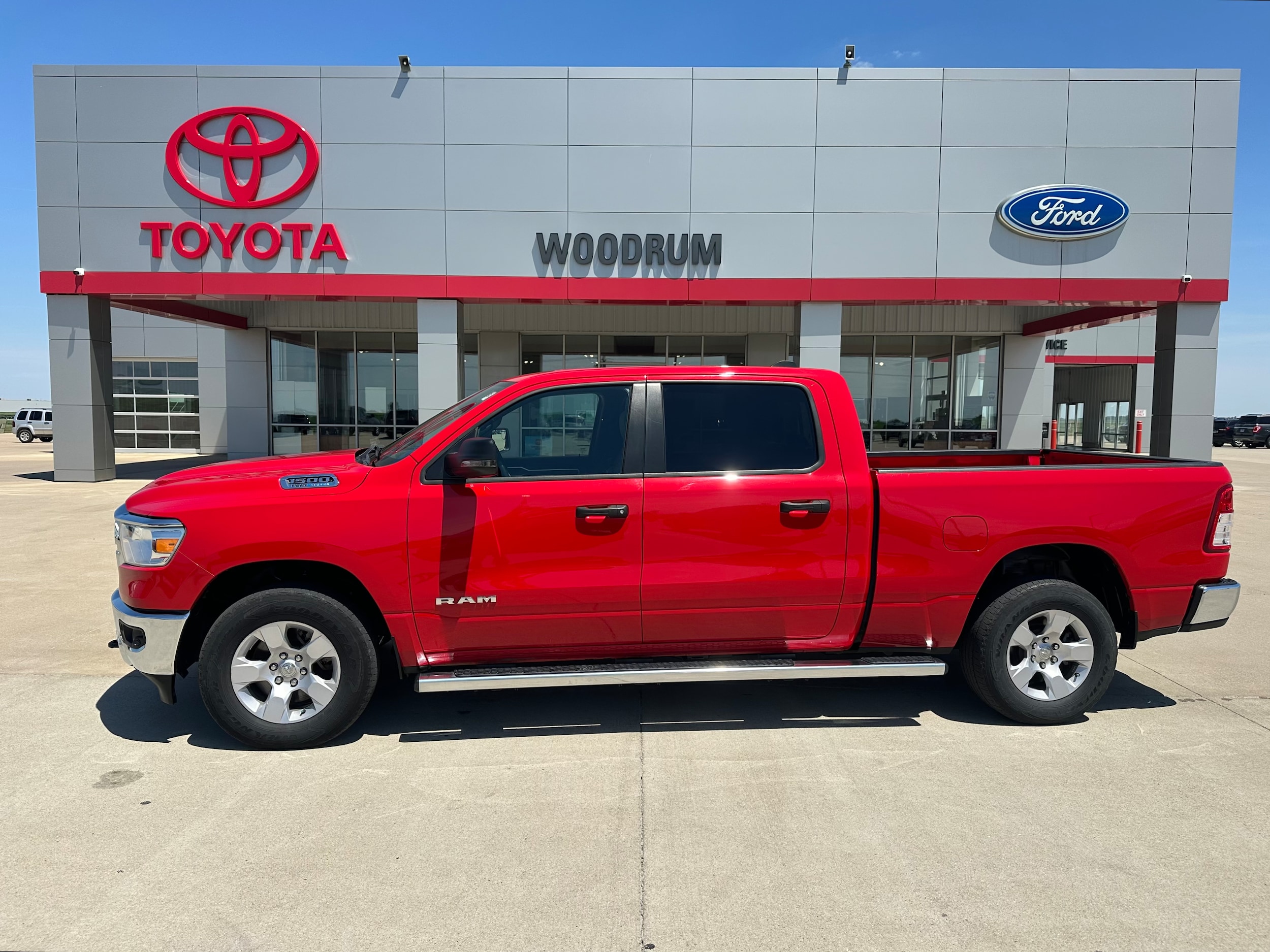 2023 RAM 1500 Big Horn Crew Cab 4WD