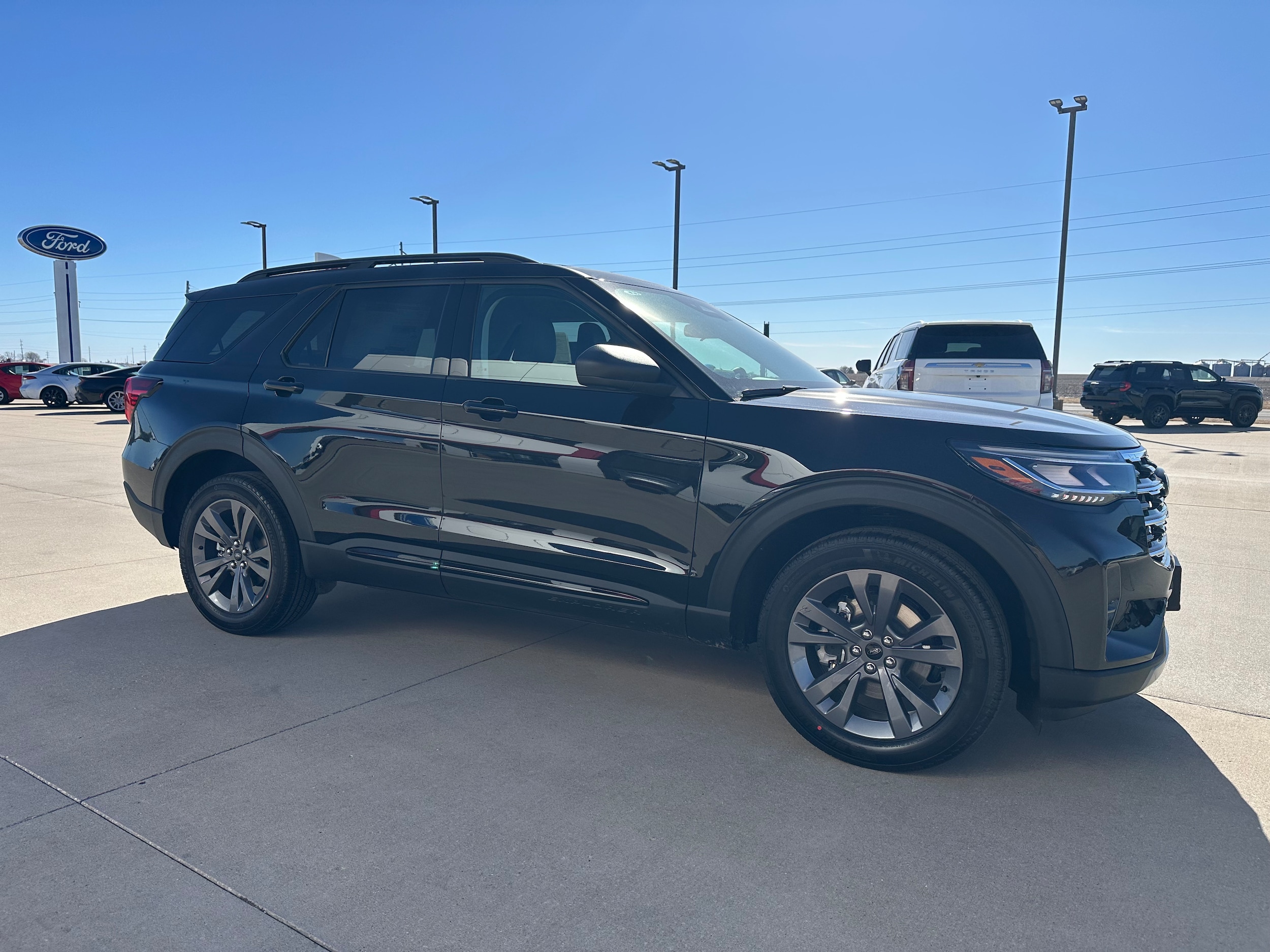 2026 Ford Explorer Active - Photo 7