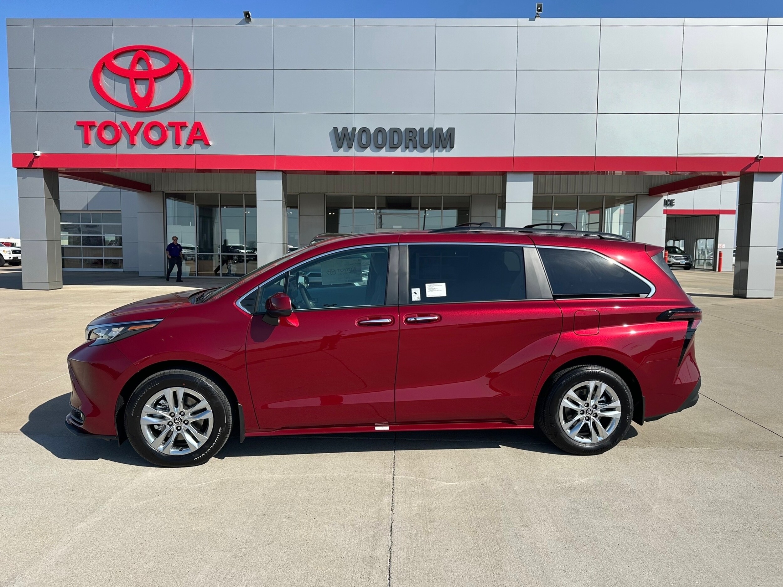 Ruby Red Flare 2026 Toyota Sienna Minivan Front-Wheel Drive Automatic