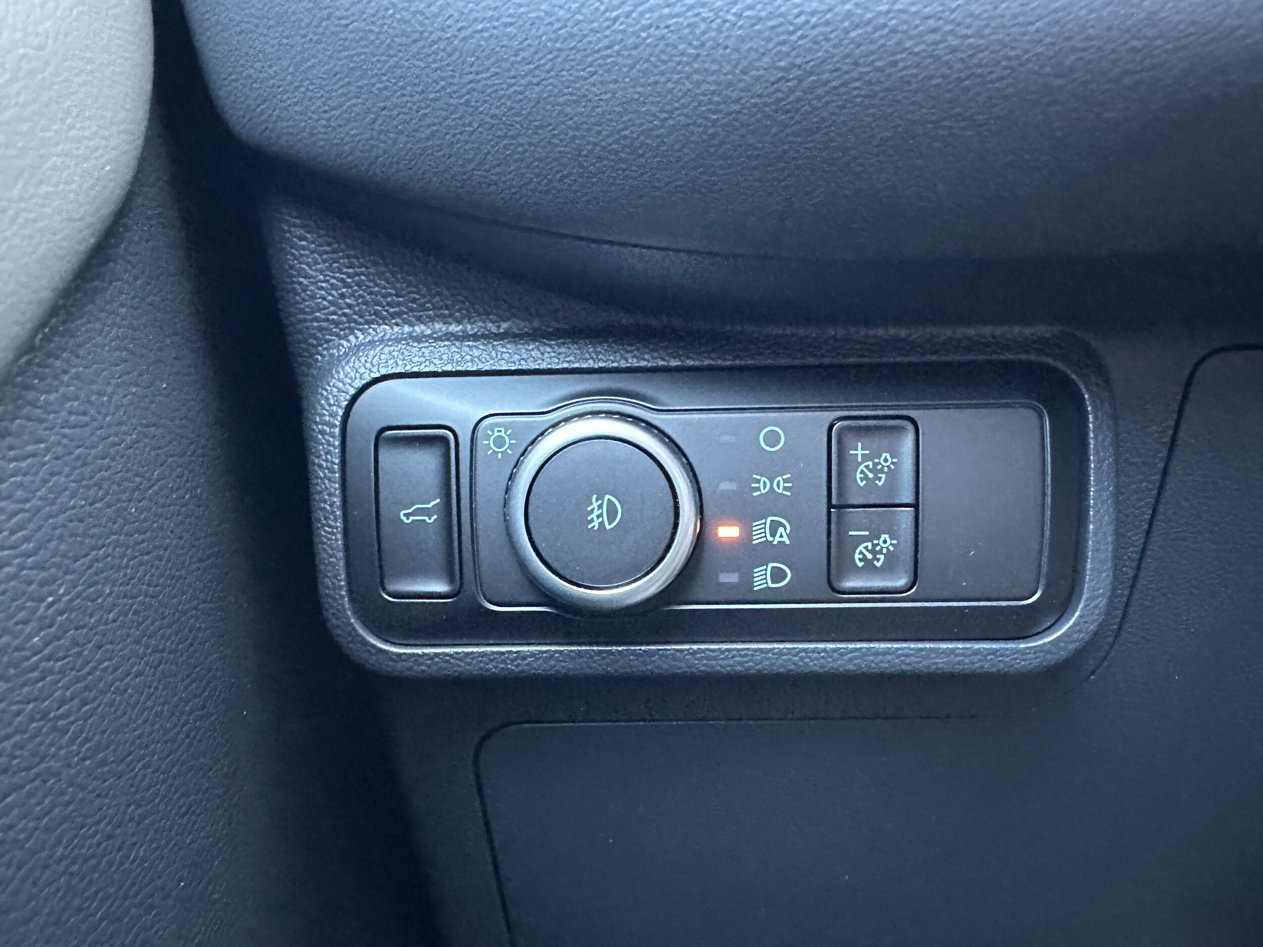 2026 Ford Explorer Active - Photo 12