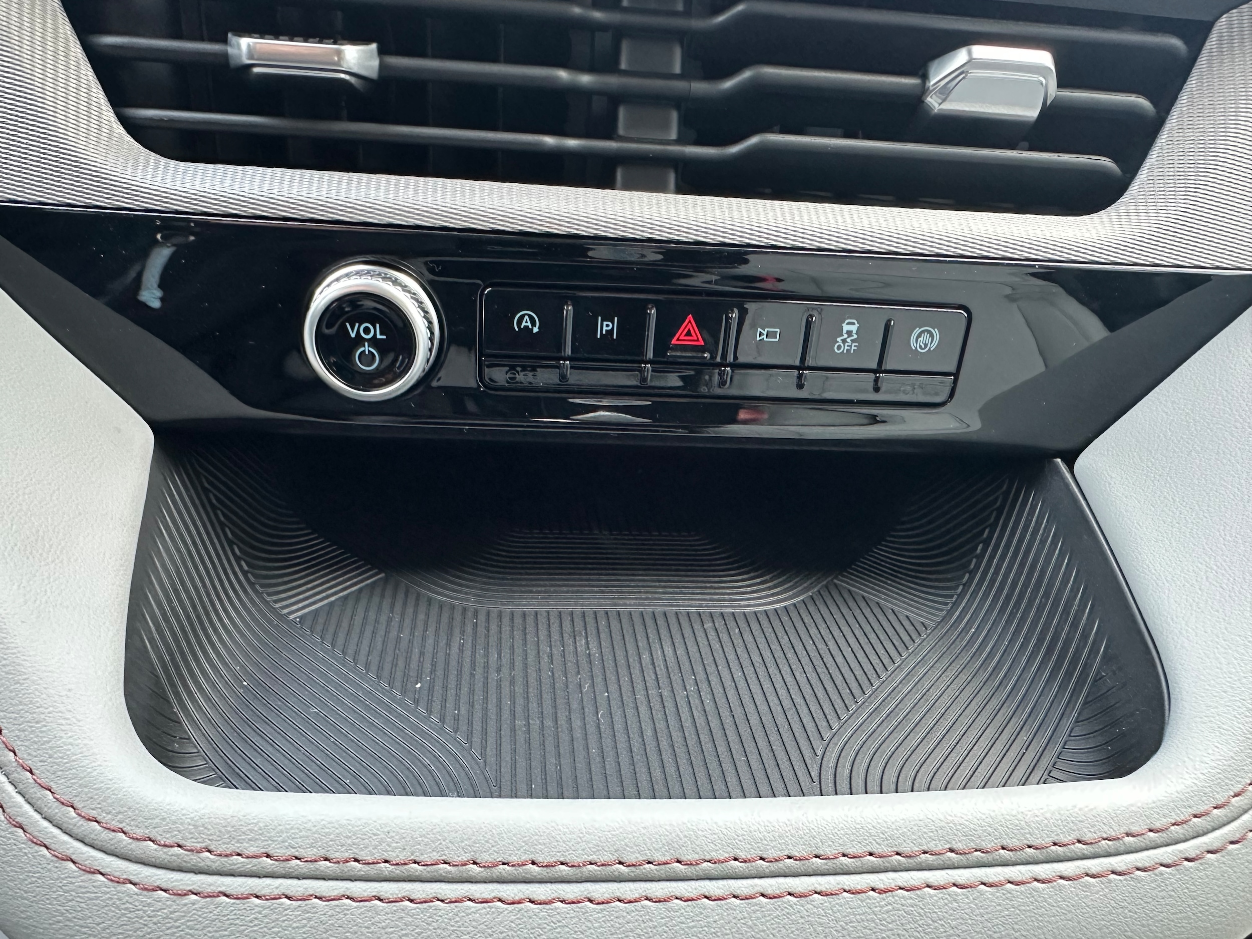 2026 Ford Explorer Active - Photo 26