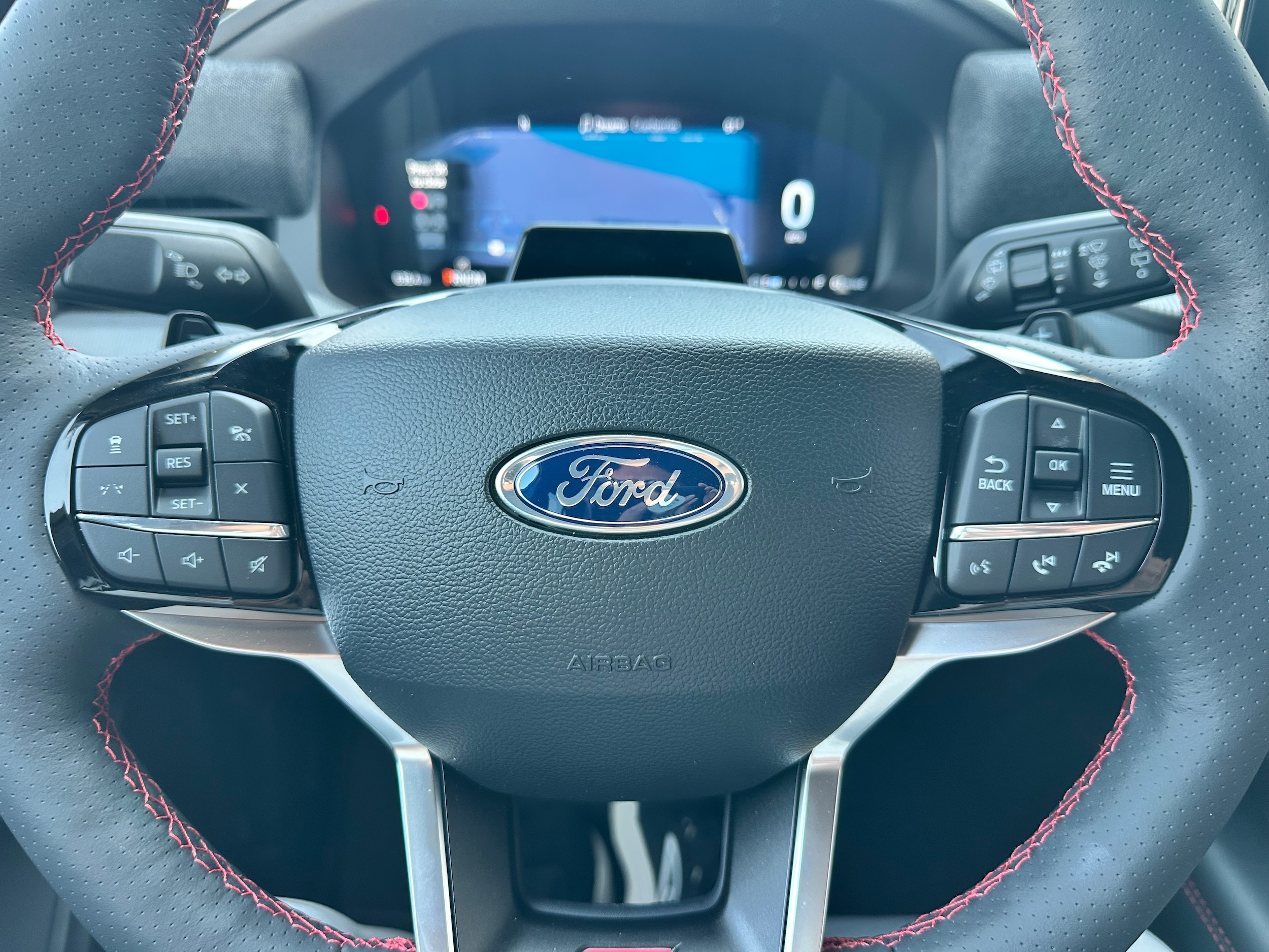 2026 Ford Explorer ST - Photo 19