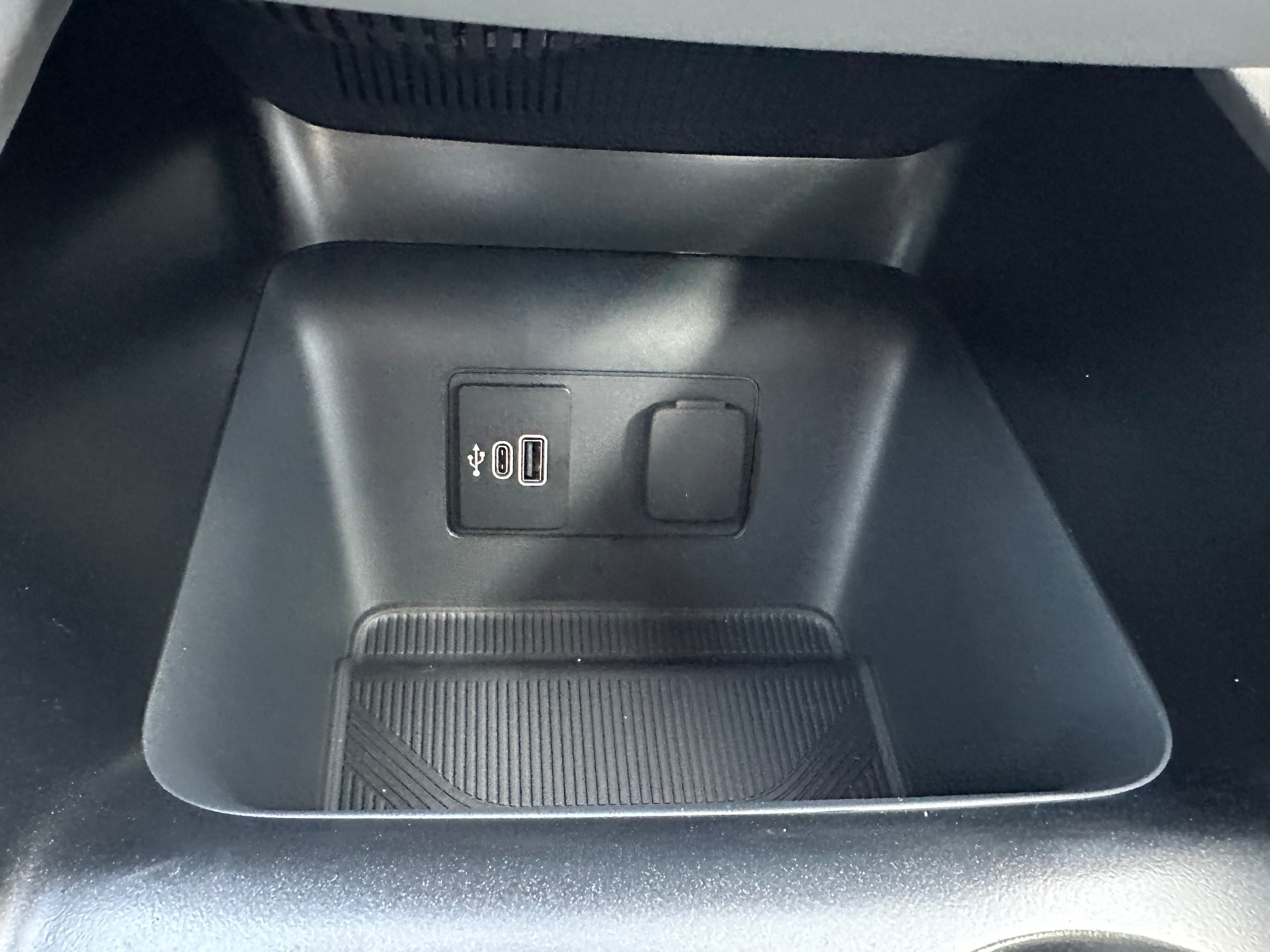2026 Ford Explorer Active - Photo 27