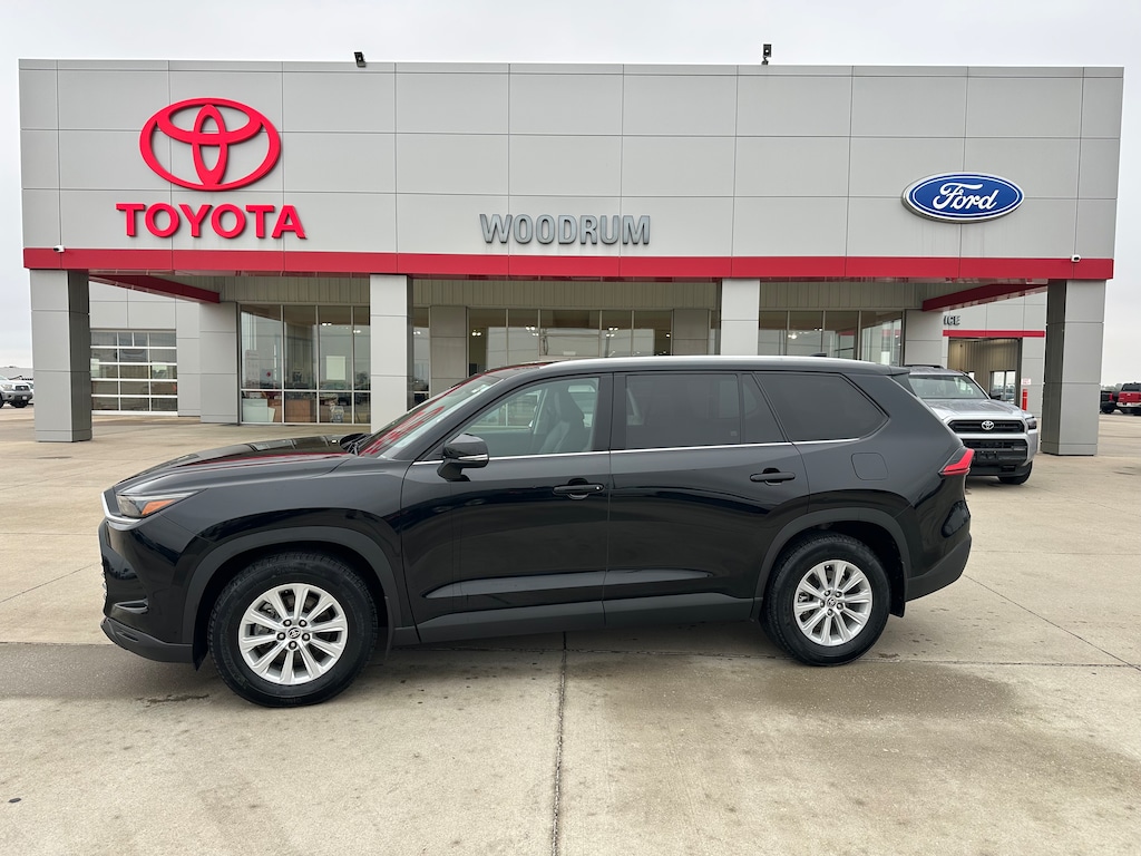 Used 2024 Toyota Grand Highlande XLE