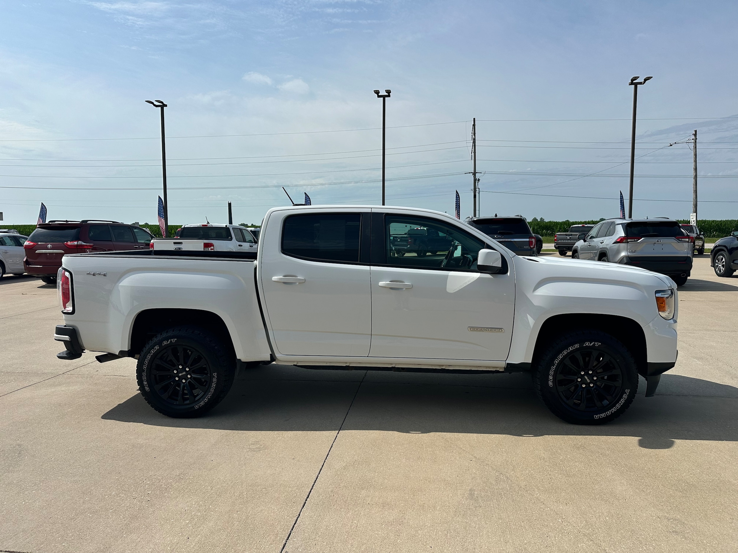 View vehicle photo 7