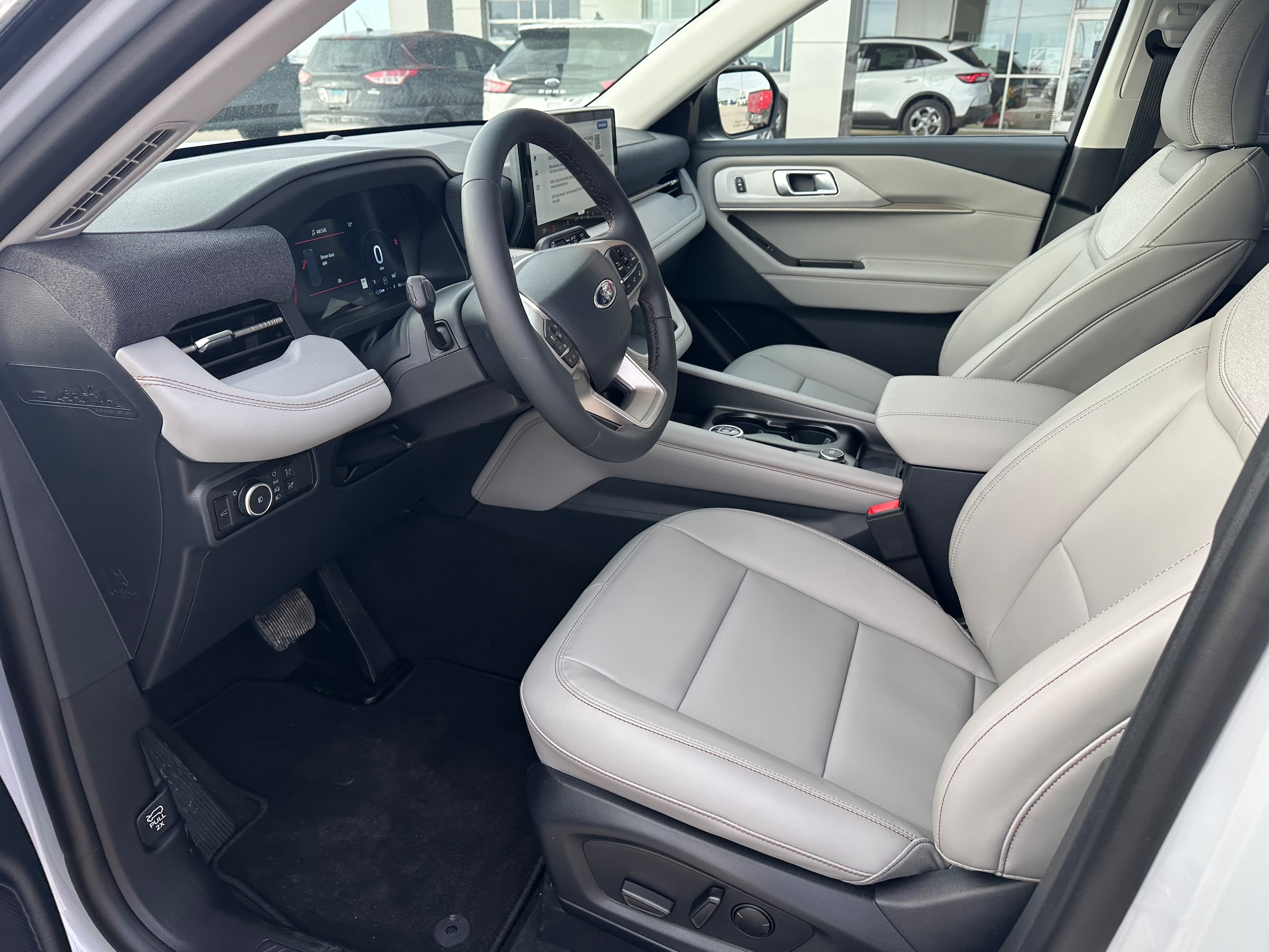 2026 Ford Explorer Active - Photo 10