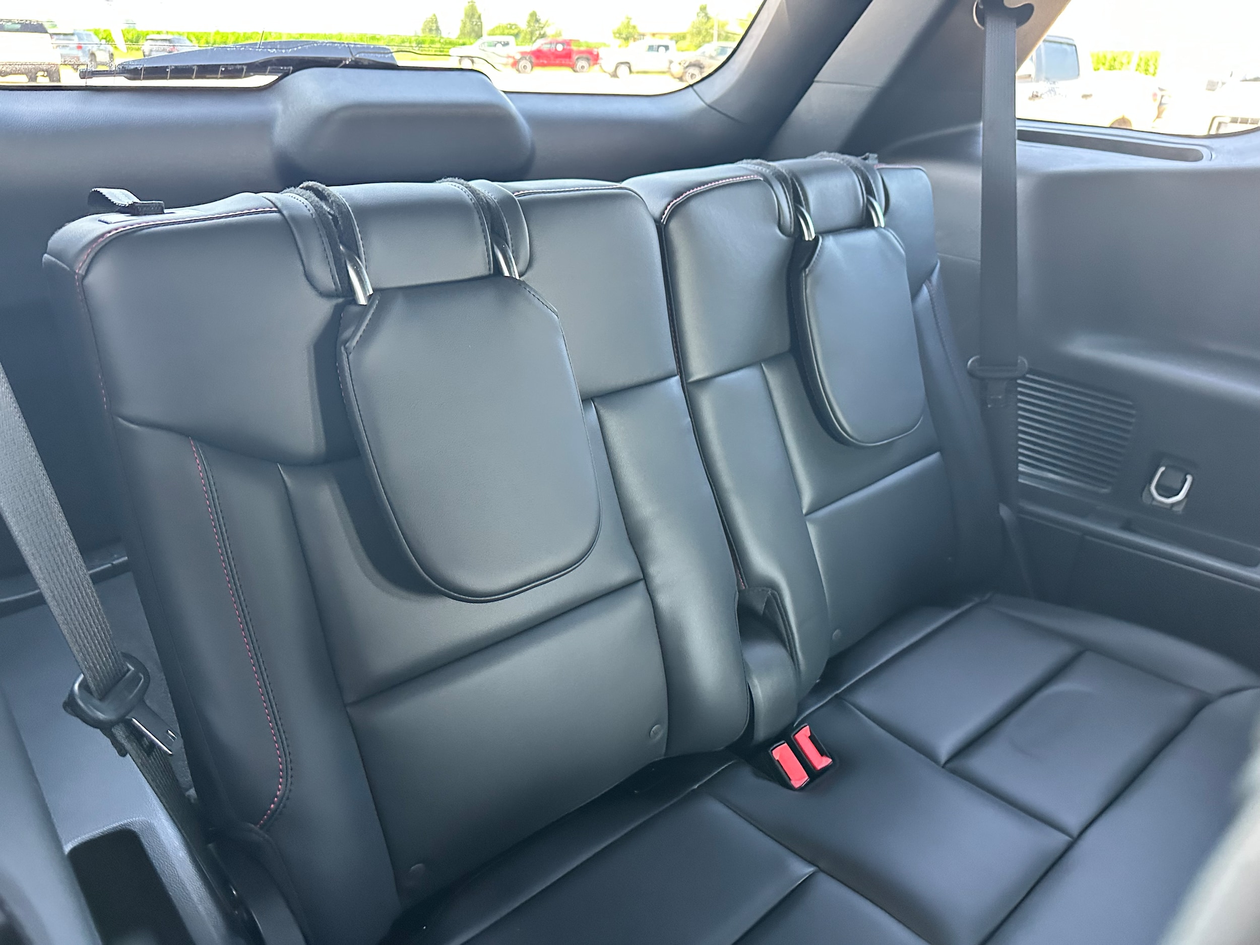 2026 Ford Explorer ST - Photo 13