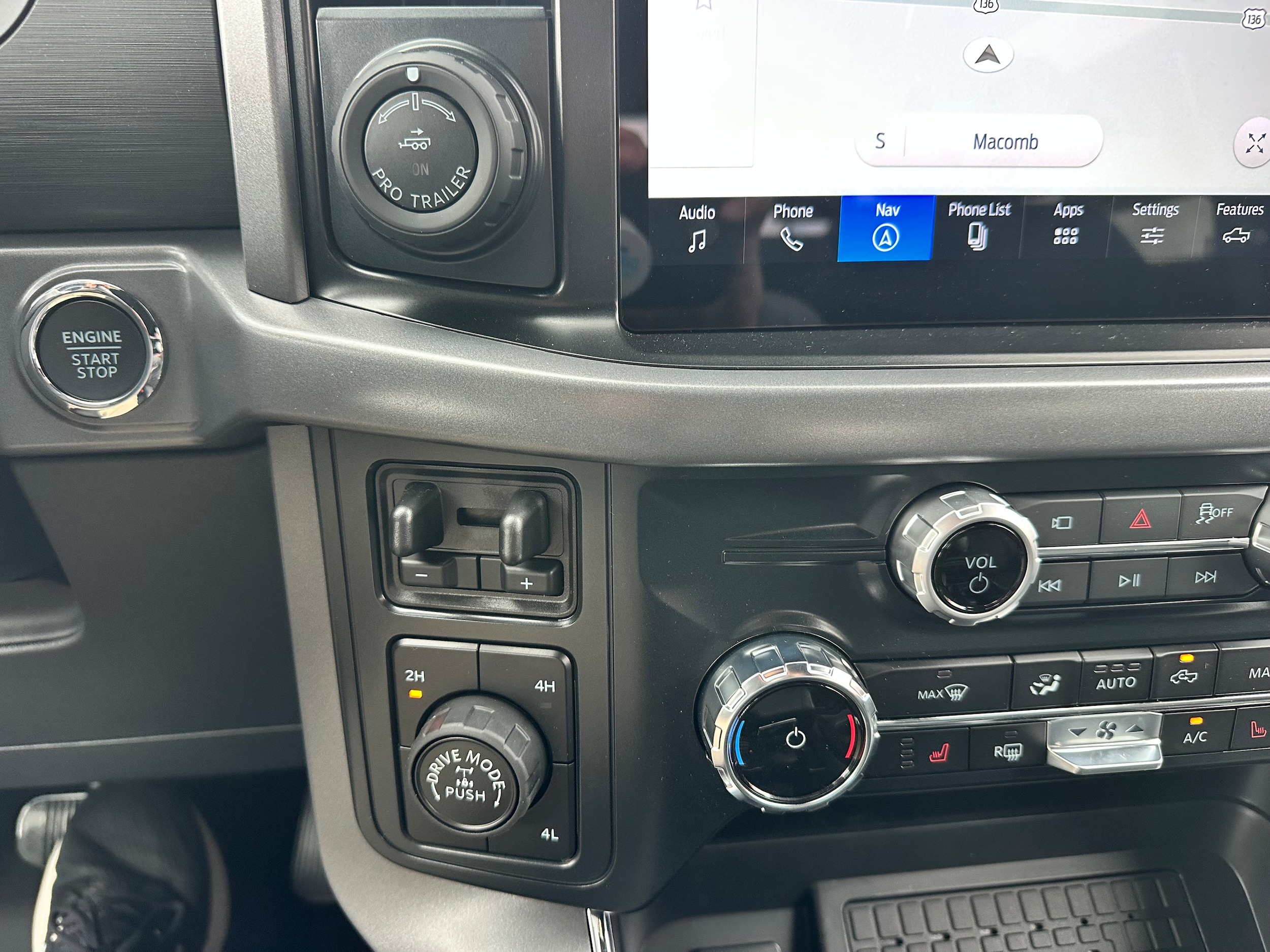 2026 Ford F-150 XLT - Photo 23