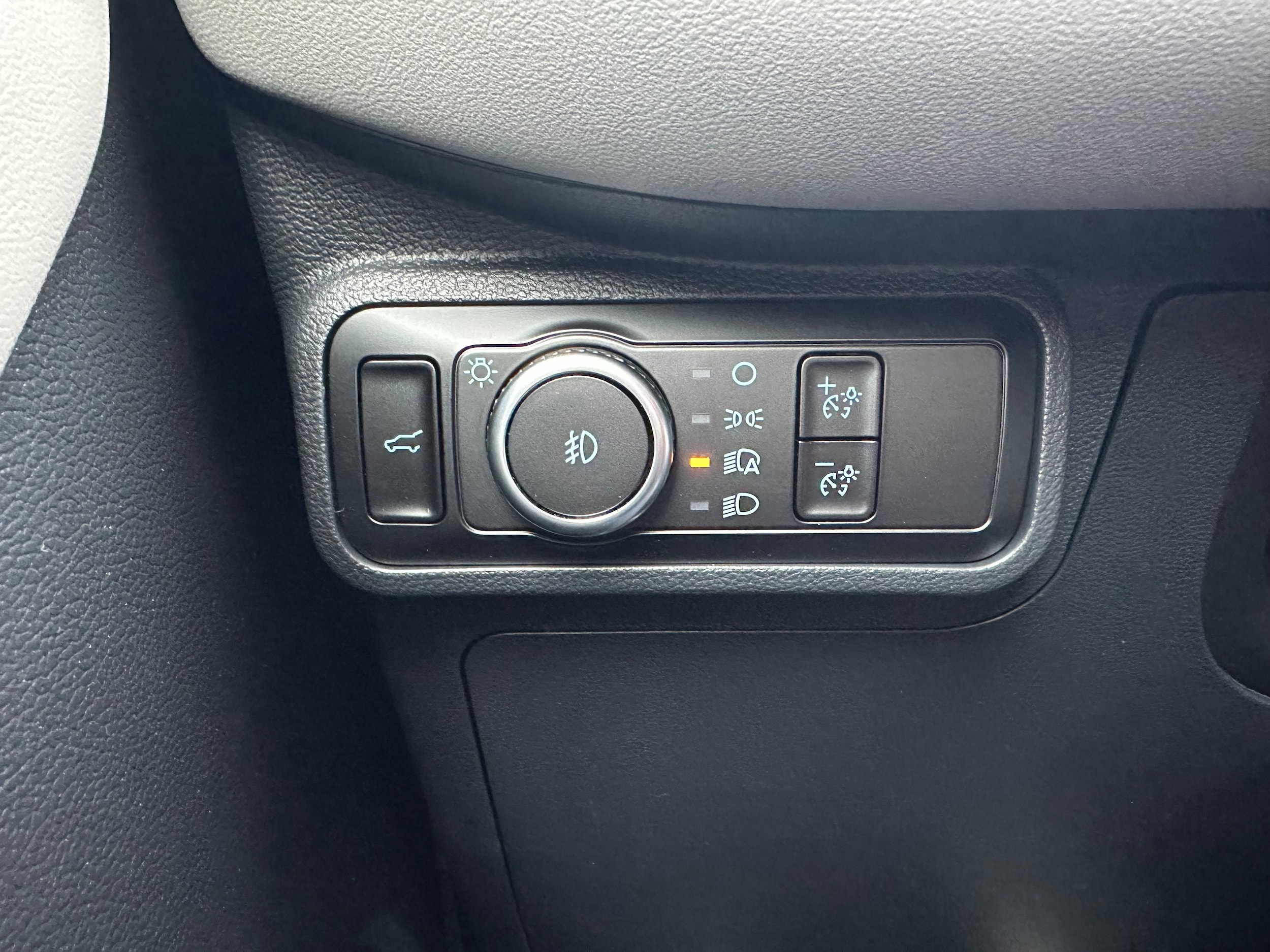 2026 Ford Explorer Active - Photo 17