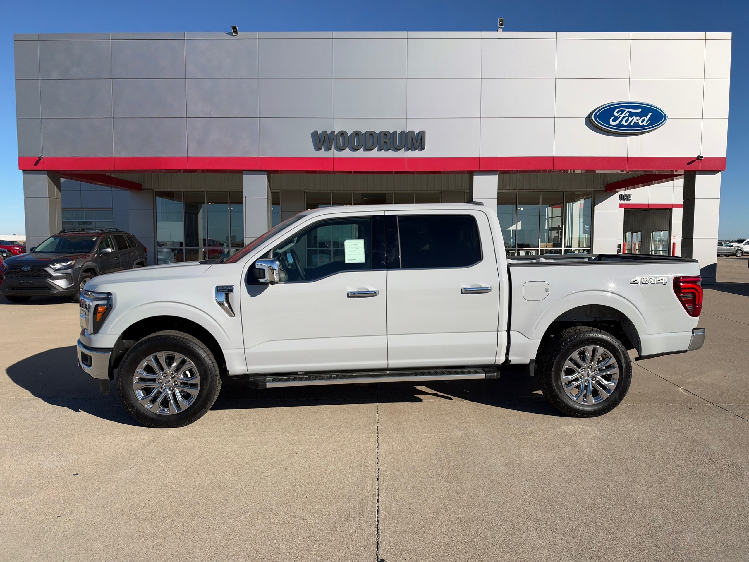 2026 Ford F-150 LARIAT 4X4