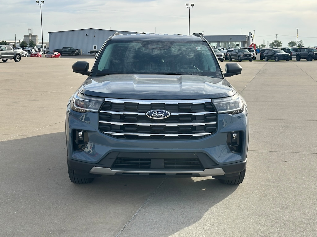 New 2025 Ford Explorer ACTIVE 4WD