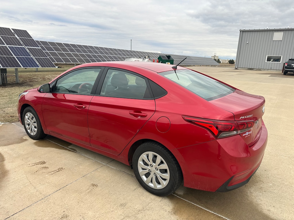 Used 2022 Hyundai Accent SE