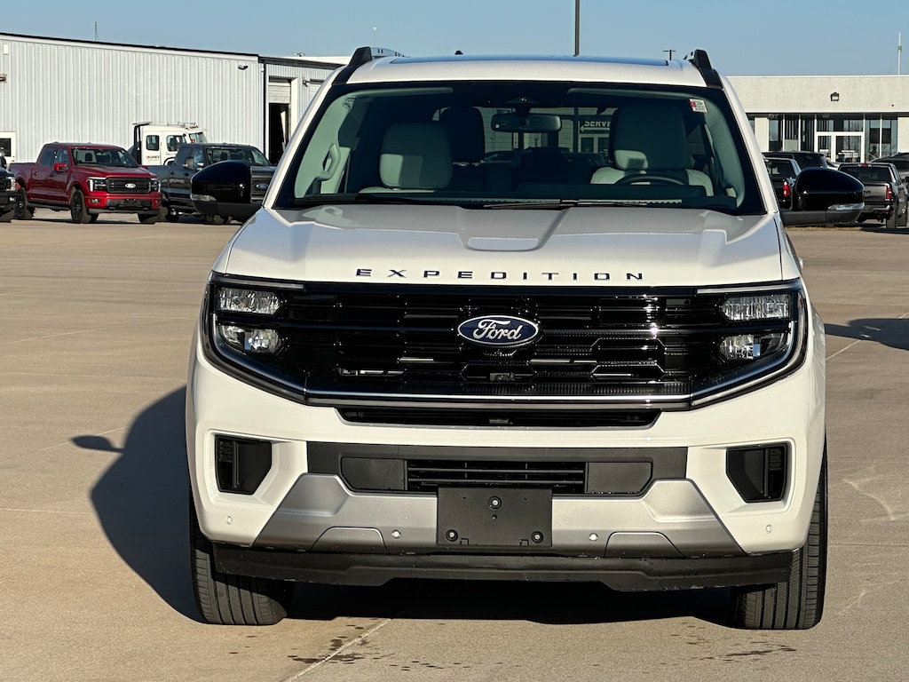 New 2026 Ford Expedition PLATINUM 4X4