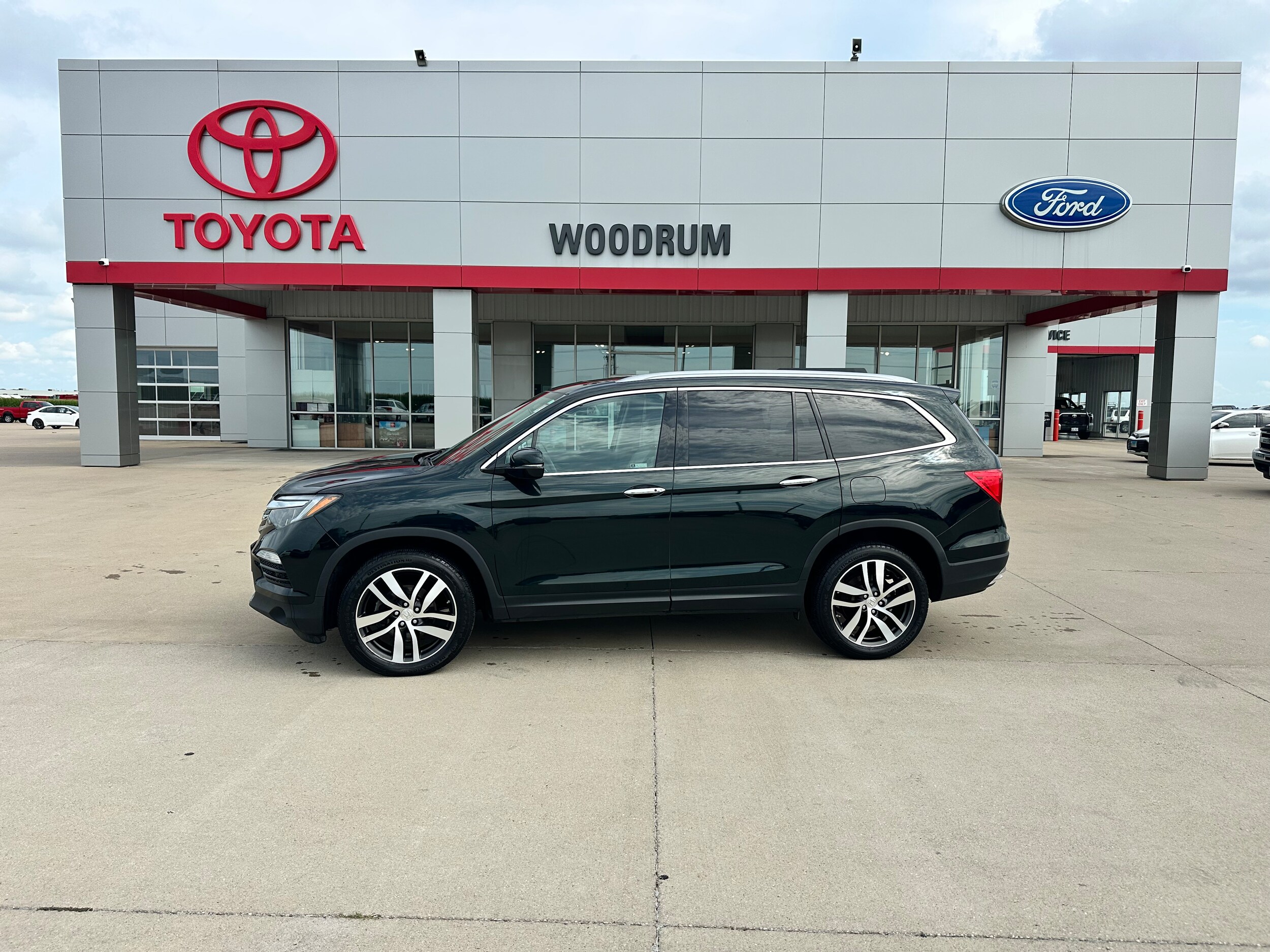 2018 Honda Pilot Touring AWD