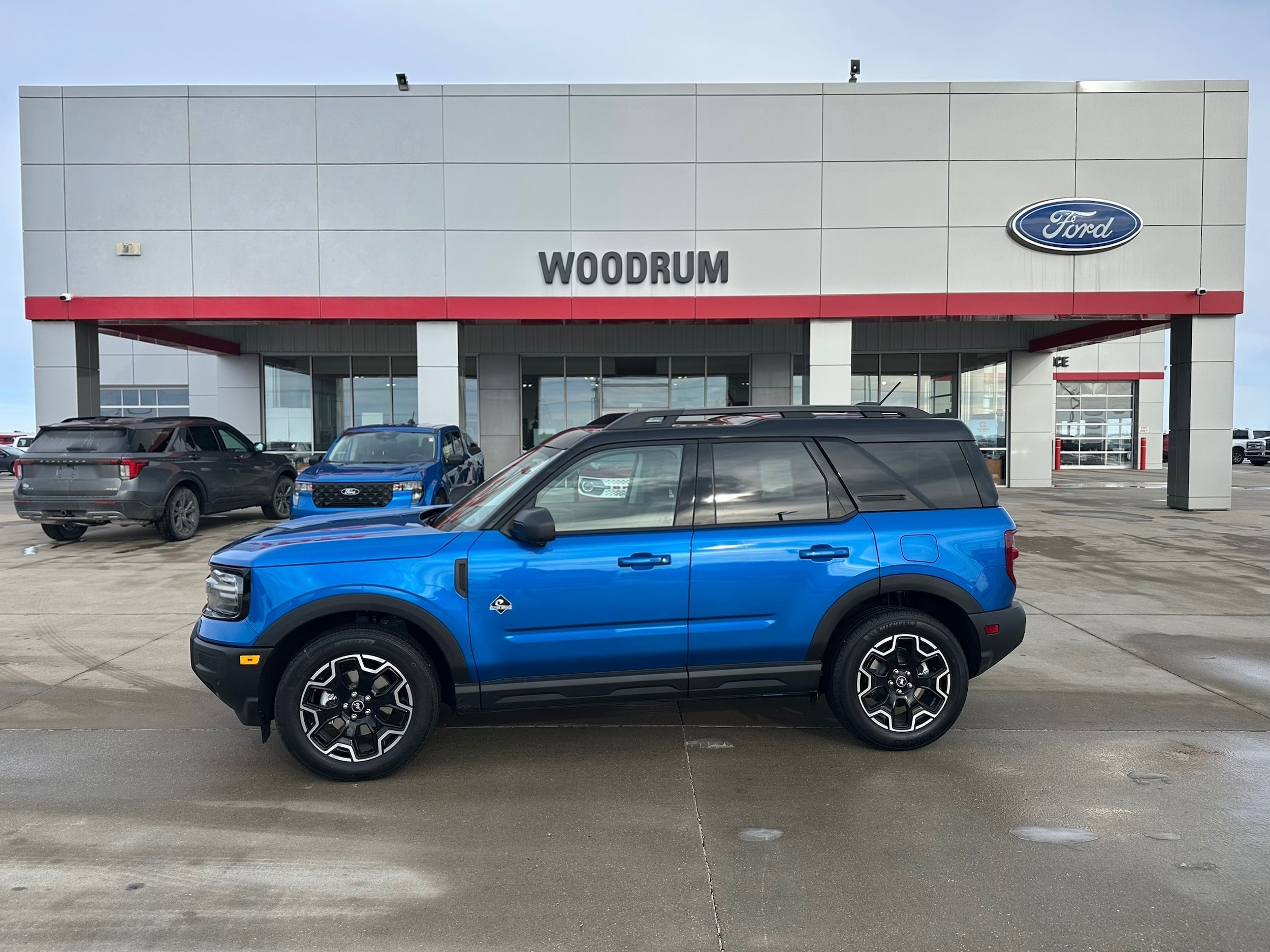 2025 Ford Bronco Sport Outer Banks's photo