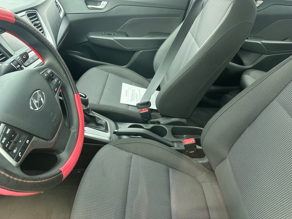 Used 2022 Hyundai Accent SE