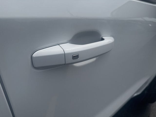 2026 Chevrolet Silverado 1500 LT - Photo 10