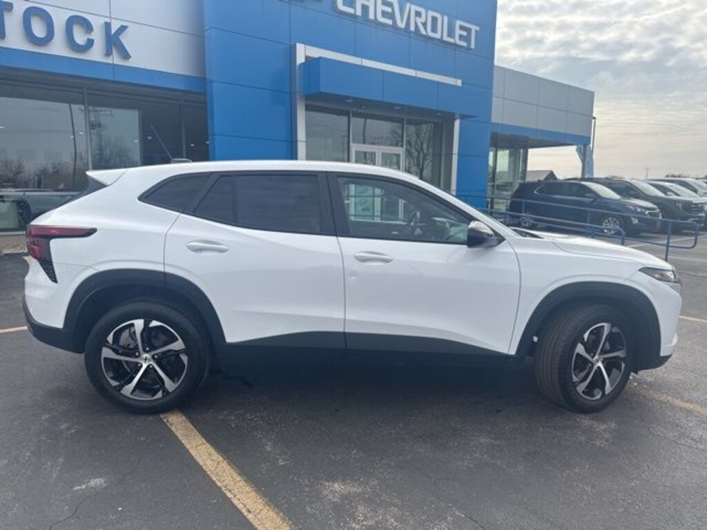 Used 2024 Chevrolet Trax 1RS SUV