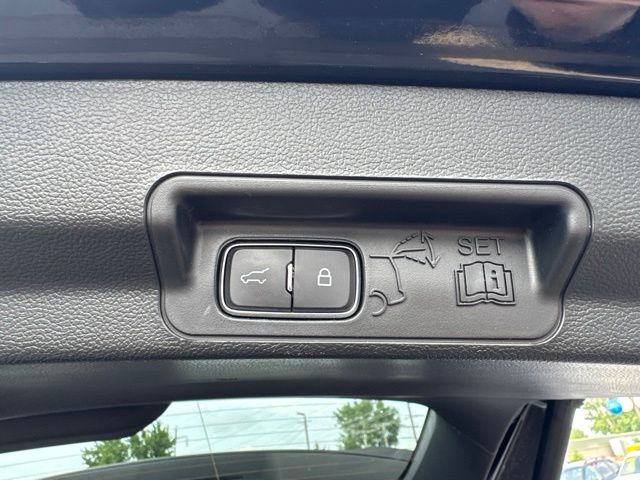 2023 Ford Explorer XLT - Photo 20